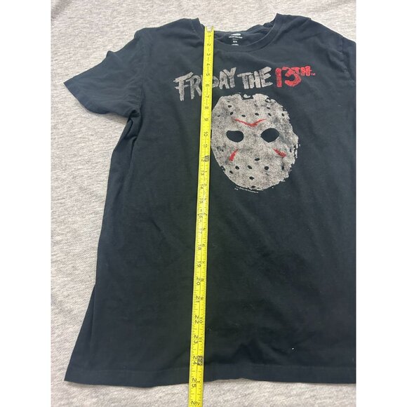 Old Navy Collectibles Friday the 13th T-shirt Men's Size Medium Graphic Short Sl - Picture 8 of 10